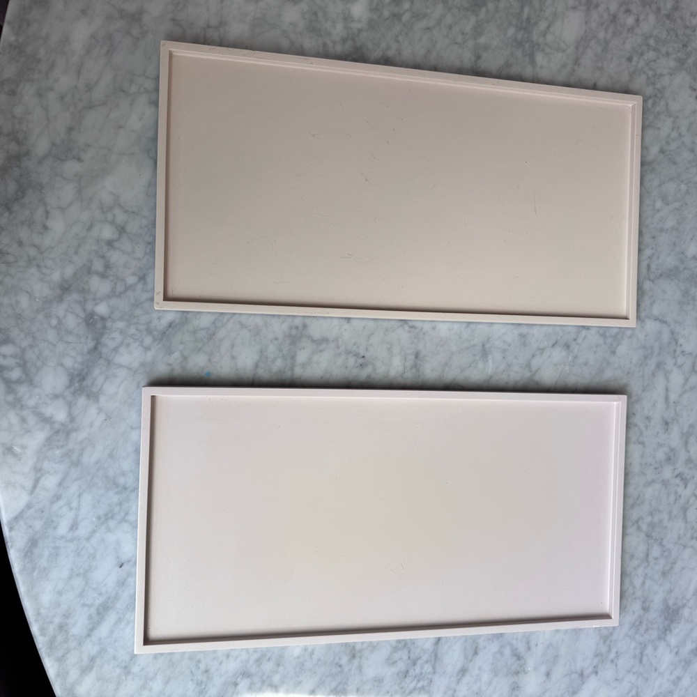 Barbara Barry tulum 15inx7in tray set